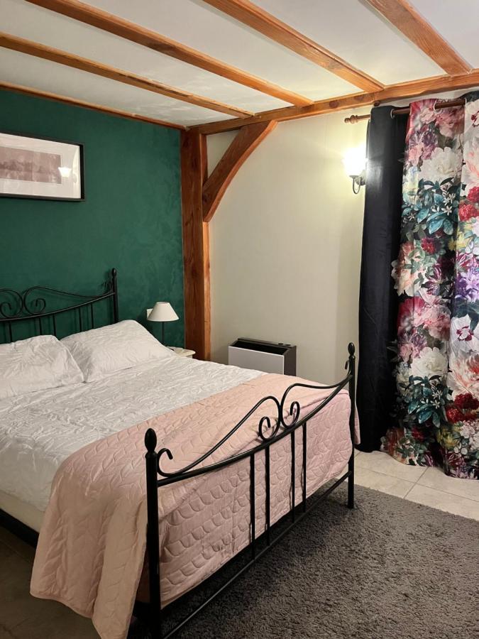 Chez Jallot - Lower Gite Vidaillat Extérieur photo
