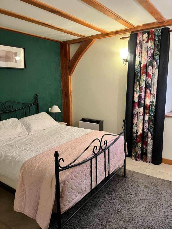 Chez Jallot - Lower Gite Vidaillat Extérieur photo