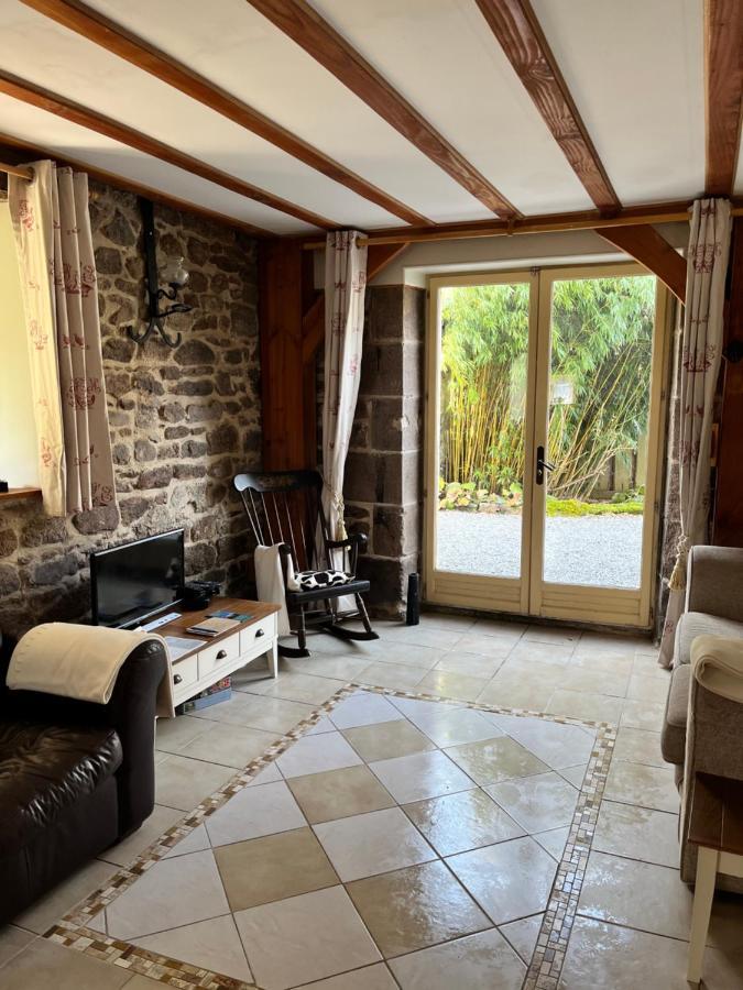 Chez Jallot - Lower Gite Vidaillat Extérieur photo